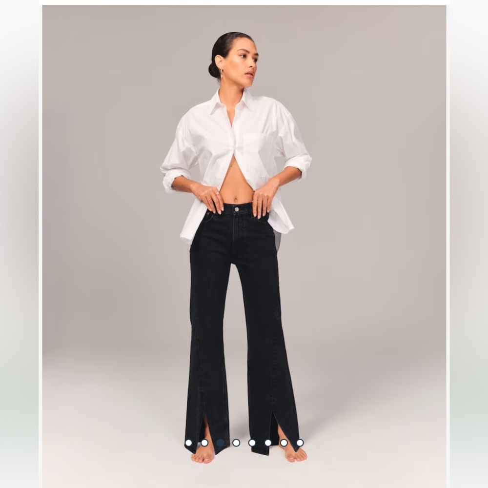 🦥A&F NWT Split Vent Black Jeans🦥
